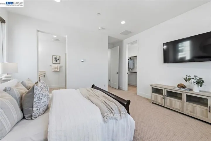 4367 Panorama Dr, Dublin, California 94568