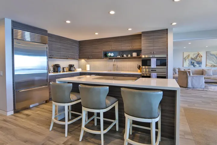 861 Beachfront Drive B, Solana Beach, California 92075