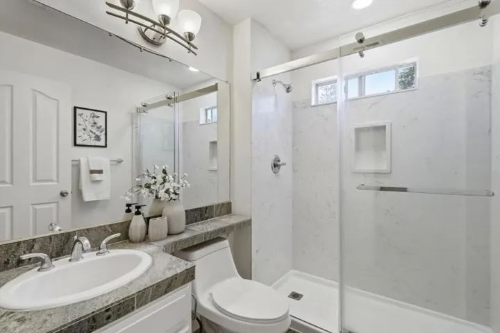 102 Dot Avenue, Campbell, California 95008