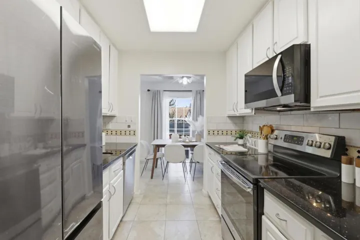 102 Dot Avenue, Campbell, California 95008