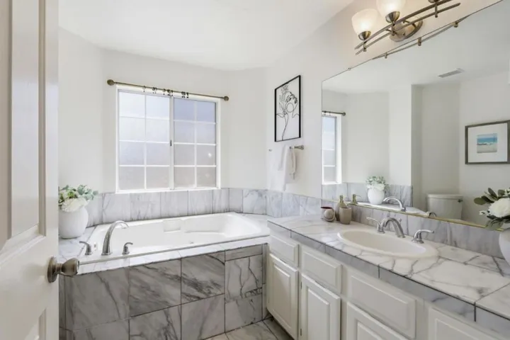 102 Dot Avenue, Campbell, California 95008