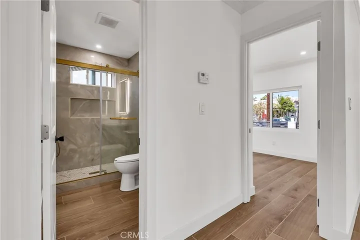 3516 Mont Clair Street, Los Angeles, California 90018