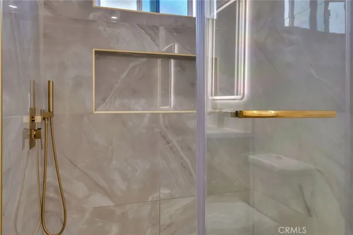 3516 Mont Clair Street, Los Angeles, California 90018