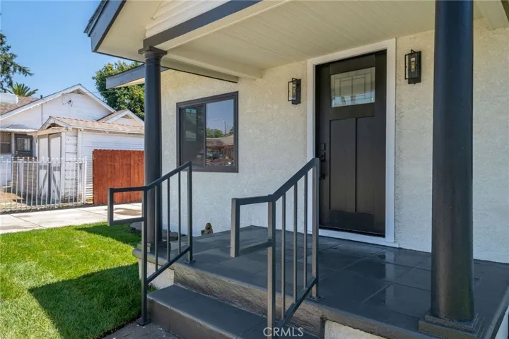 3516 Mont Clair Street, Los Angeles, California 90018