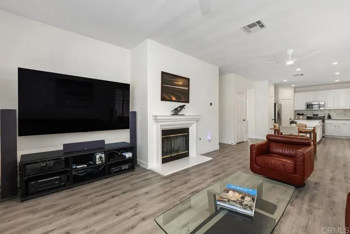 7373 Seafarer Place, Carlsbad, California 92011