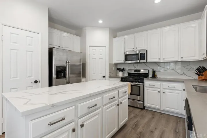 7373 Seafarer Place, Carlsbad, California 92011