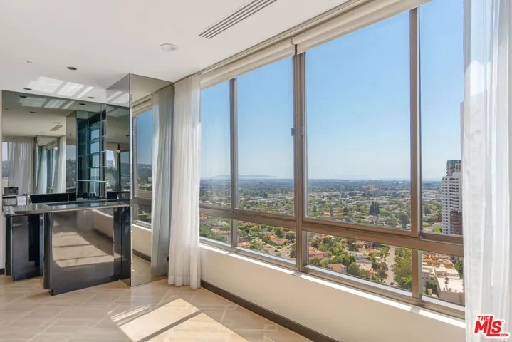 10430 Wilshire Boulevard 2001, Los Angeles, California 90024