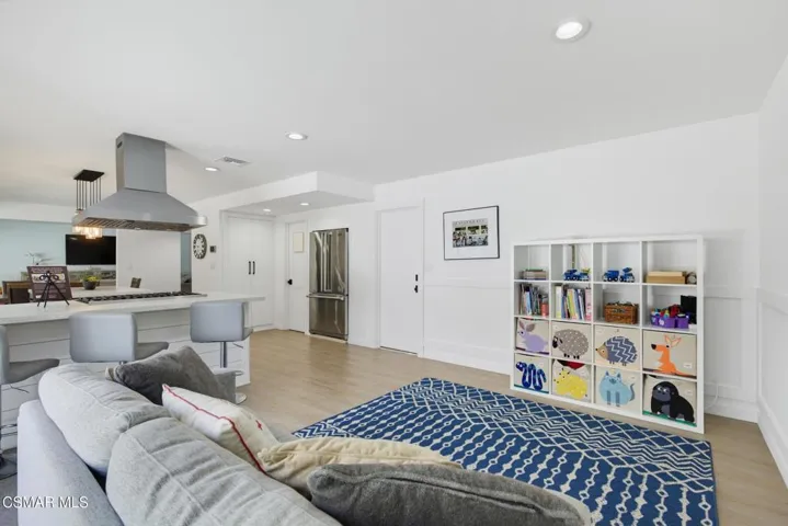 Family Room to Kitchen