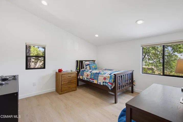 Upstairs Bedroom 2