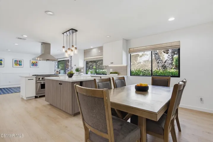 Dining Area to Kitchen