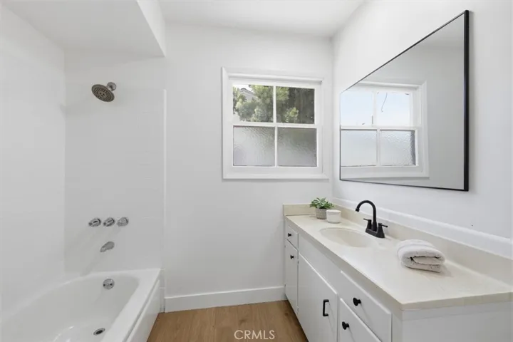 3rd Bathroom - Shower/Tub