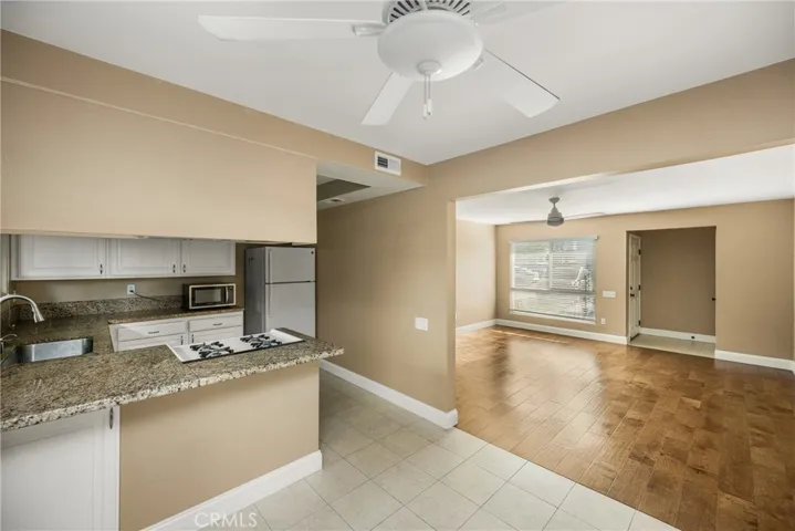 338 W Kelly B, Orange, California 92866