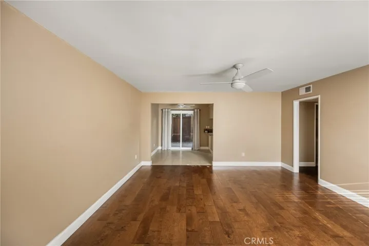 338 W Kelly B, Orange, California 92866