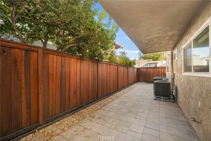 338 W Kelly B, Orange, California 92866