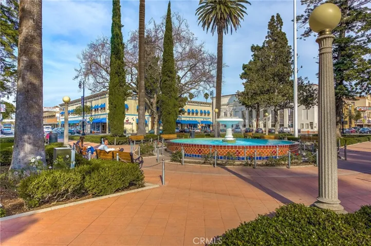 338 W Kelly B, Orange, California 92866