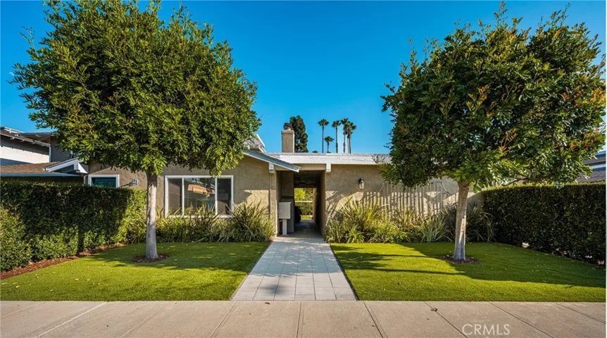 338 W Kelly B, Orange, California 92866