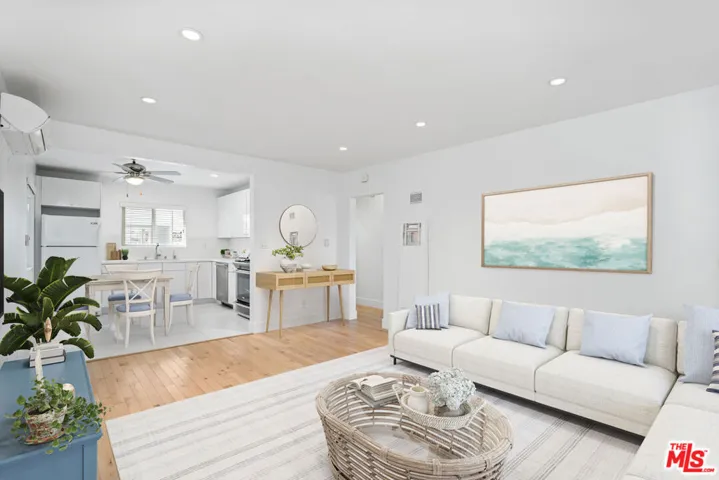 119 Paloma Avenue G, Venice, California 90291