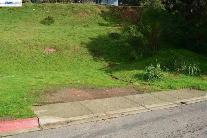 4320 Terrabella Way, Oakland, California 94619