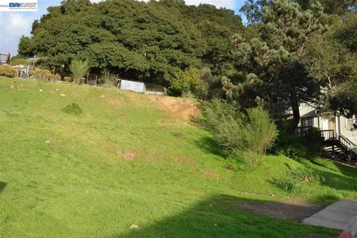 4320 Terrabella Way, Oakland, California 94619