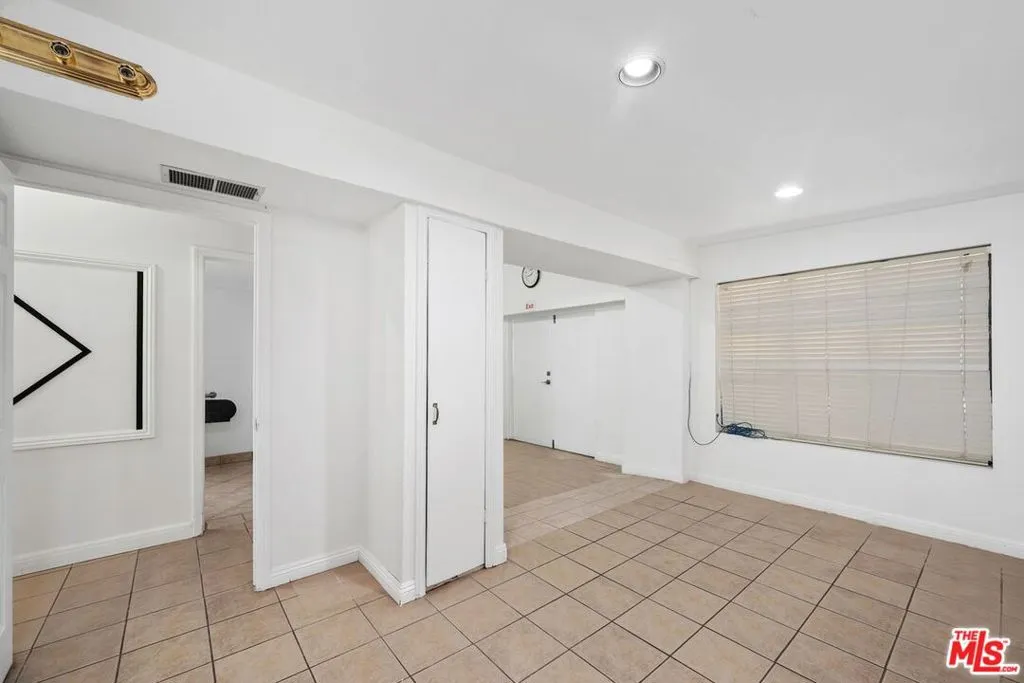3861 Jasmine Avenue, Culver City, California 90232 — photo 5