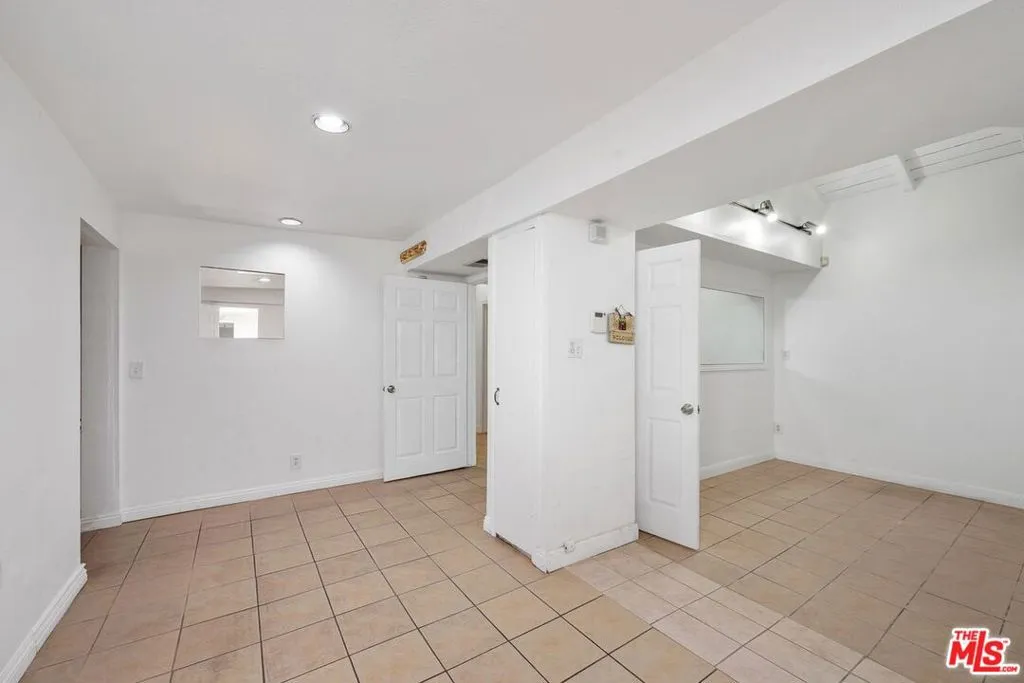 3861 Jasmine Avenue, Culver City, California 90232 — photo 4