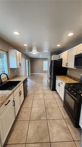 1810 Manzanita Court, Vista, California 92083