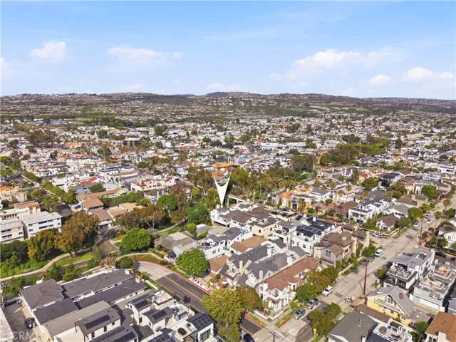 315 Goldenrod Avenue 1/2, Corona Del Mar, California 92625