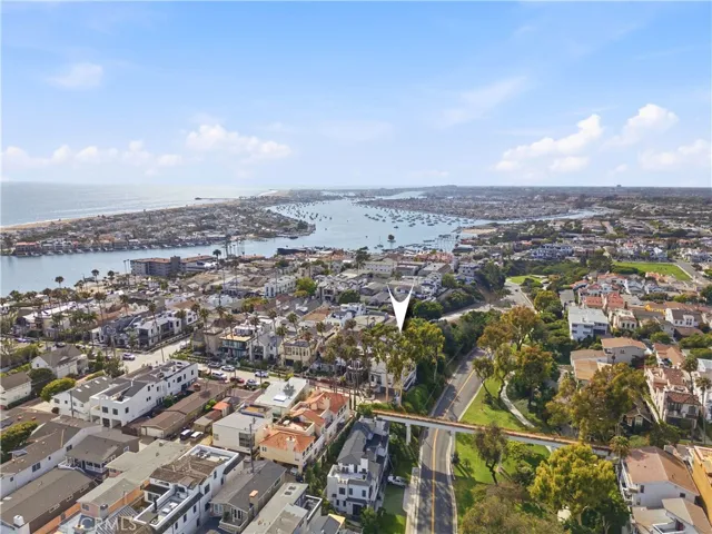 315 Goldenrod Avenue 1/2, Corona Del Mar, California 92625