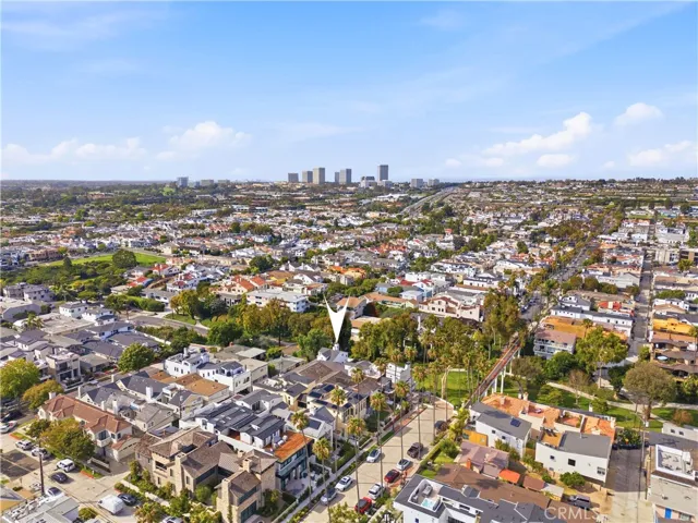 315 Goldenrod Avenue 1/2, Corona Del Mar, California 92625