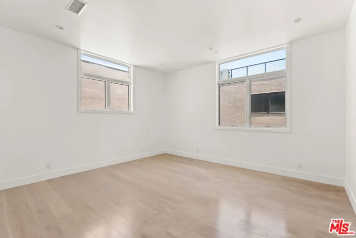 728 Indiana Avenue, Venice, California 90291