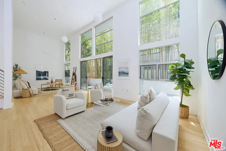13326 Beach Avenue 105, Marina Del Rey, California 90292