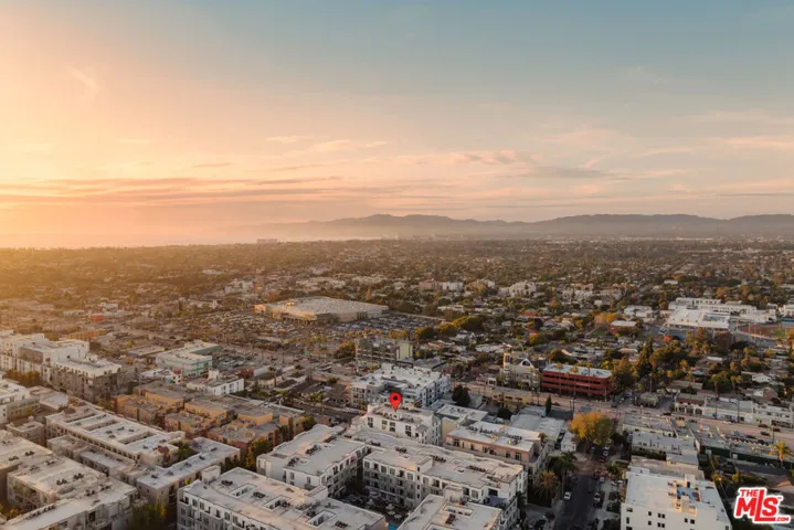 13326 Beach Avenue 105, Marina Del Rey, California 90292