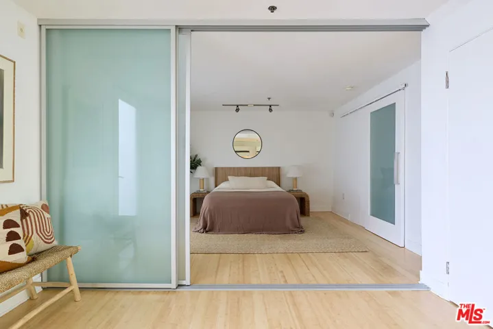 13326 Beach Avenue 105, Marina Del Rey, California 90292