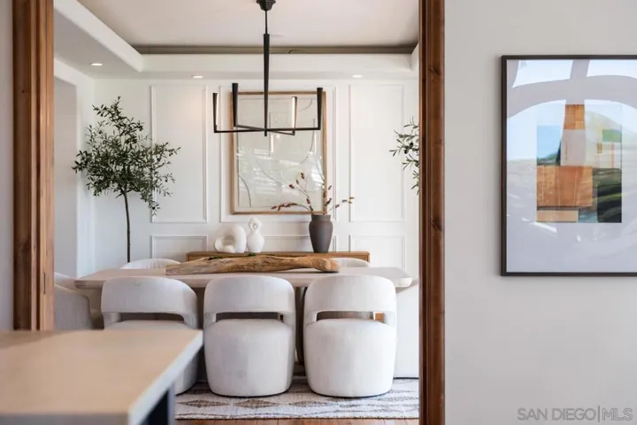8080 La Jolla Scenic Dr N, La Jolla, California 92037