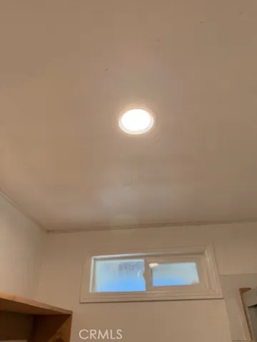 recessed lighting throughout