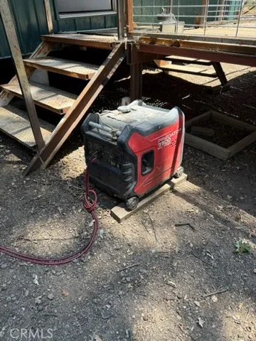 Generator that runs the cabin
