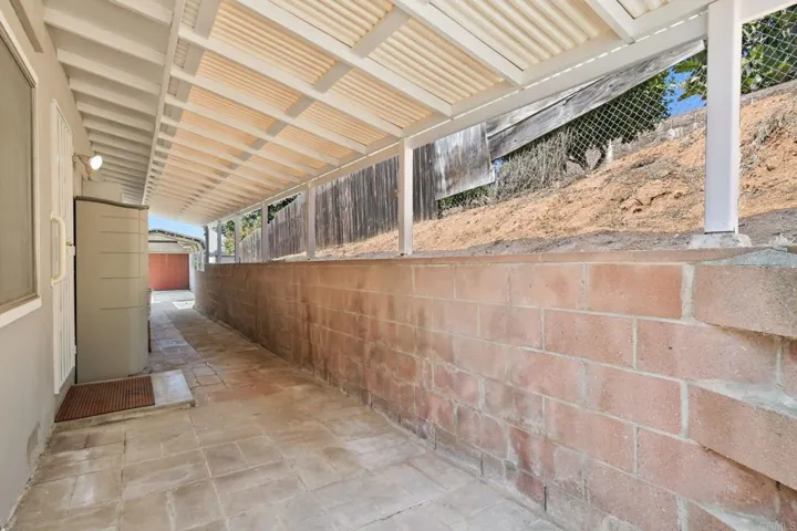 230 Mountain View Rd, El Cajon, California 92021