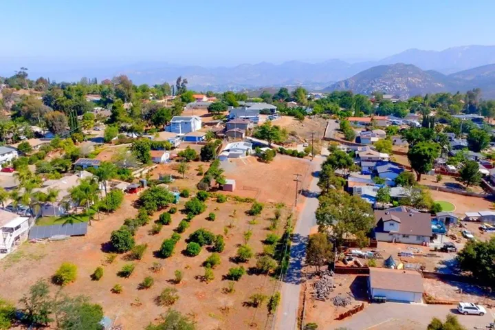 230 Mountain View Rd, El Cajon, California 92021