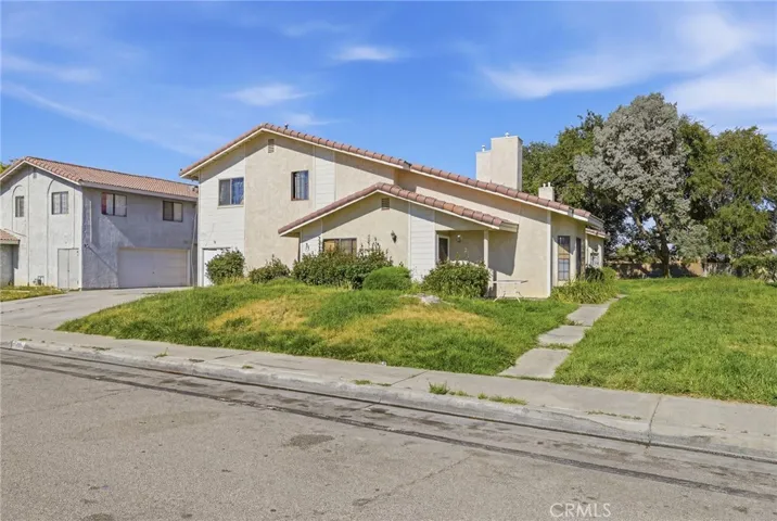 43731 8th Street E, Lancaster, California 93535