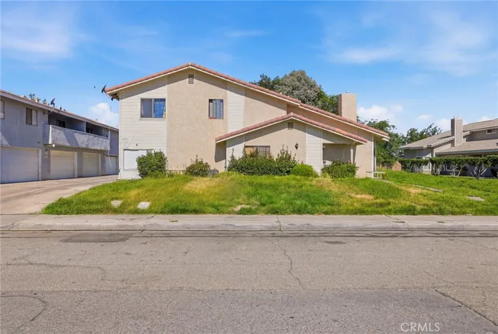 43731 8th Street E, Lancaster, California 93535