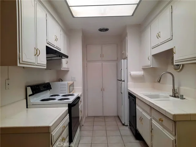 Kitchen w/ skylight