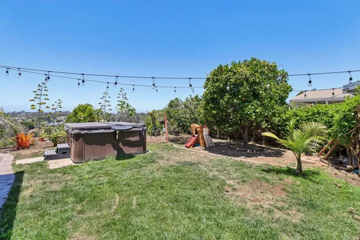410 Santa Clara Drive, Vista, California 92083