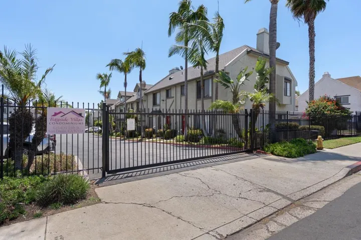 627 13th St. 23, San Diego, California 92154
