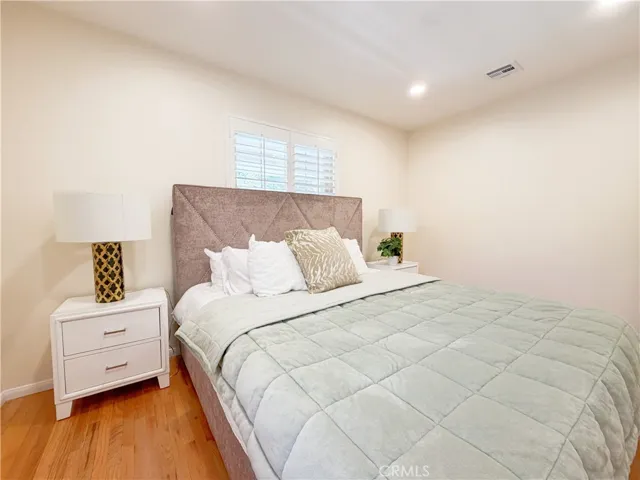 533 Geneva, Claremont, California 91711
