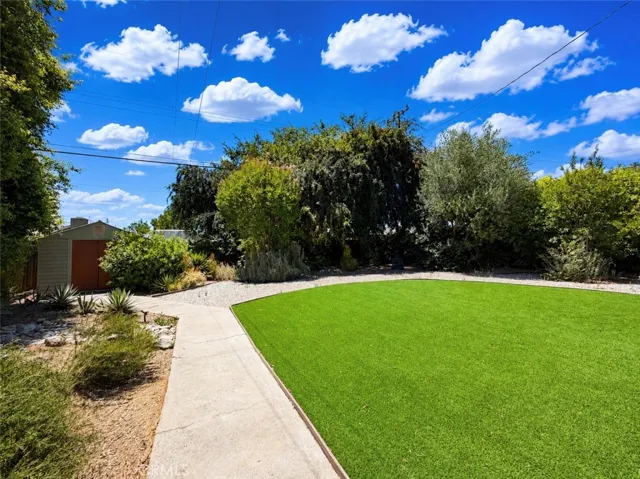 533 Geneva, Claremont, California 91711