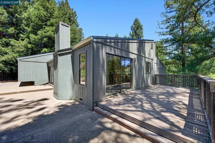 53 Sleepy Hollow Ln, Orinda, California 94563