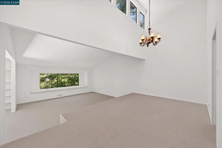 53 Sleepy Hollow Ln, Orinda, California 94563