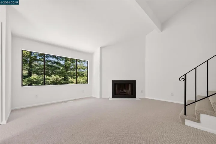 53 Sleepy Hollow Ln, Orinda, California 94563