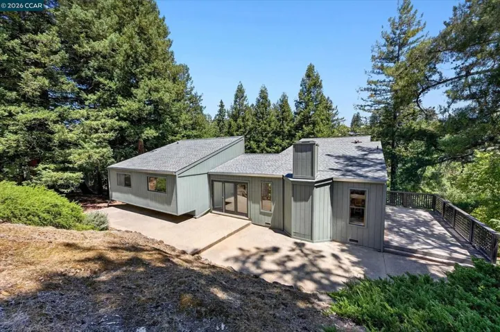 53 Sleepy Hollow Ln, Orinda, California 94563