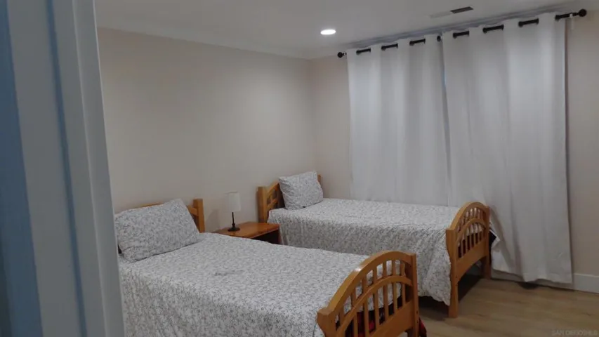 3730 Silverleaf Ln., Vista, California 92084